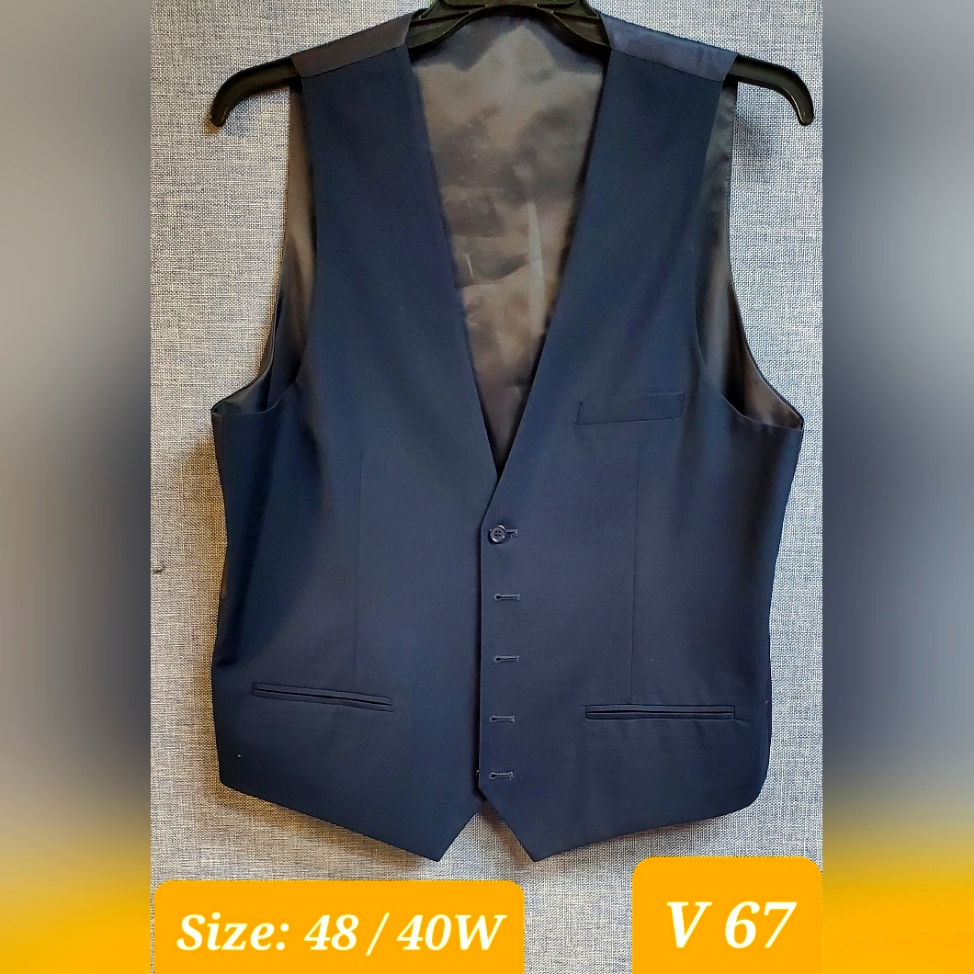 Mens Vest  Size 48  40w  Brand New  V  67